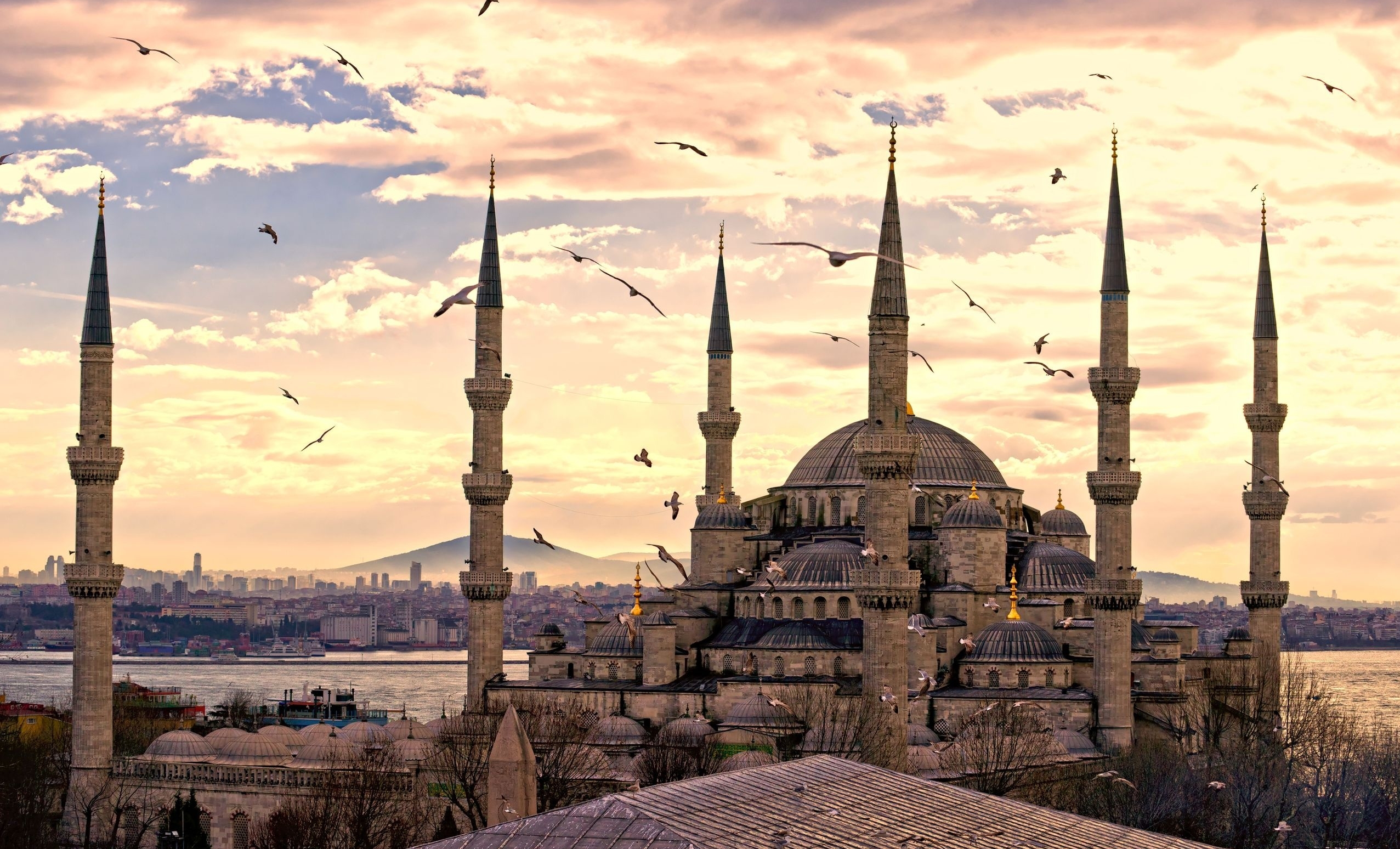 sultan_ahmed_mosque_istanbul_turkey-wallpaper-2560x1600